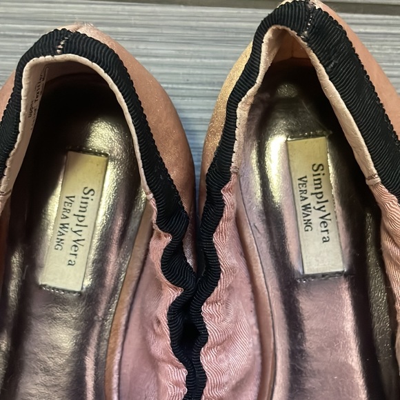 Simply Vera pale pink flats! - Picture 4 of 10